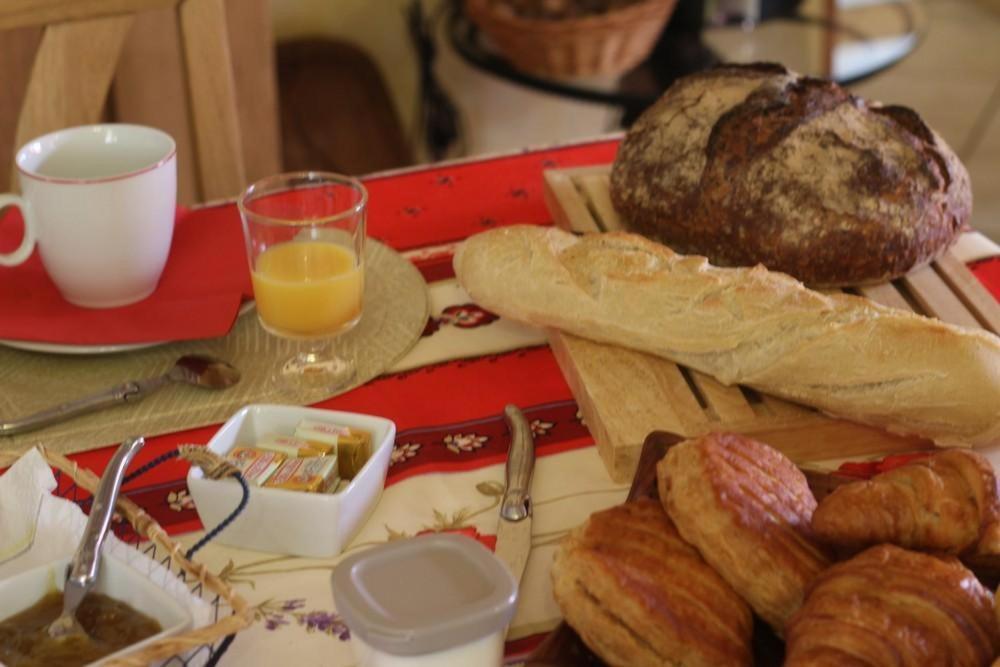 Chez Marie-Anne Bed & Breakfast Sacquenay ภายนอก รูปภาพ